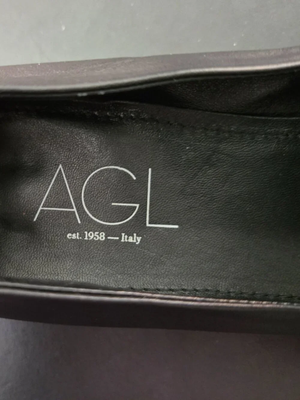 AGL Black Leather Flats with Patent Capped Toe NM, size 11 - Picture 3 of 4